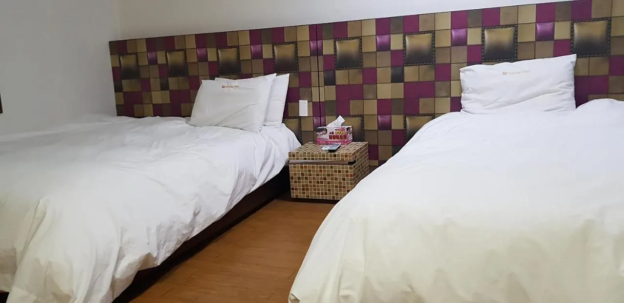 Valentine Hotel Busan 2*,  South Korea
